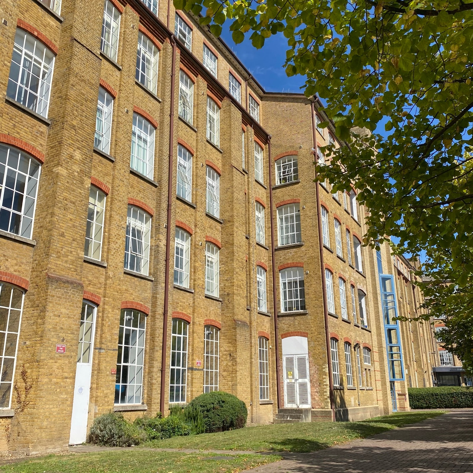 영국 캠퍼스 — Cambridge UK Edu